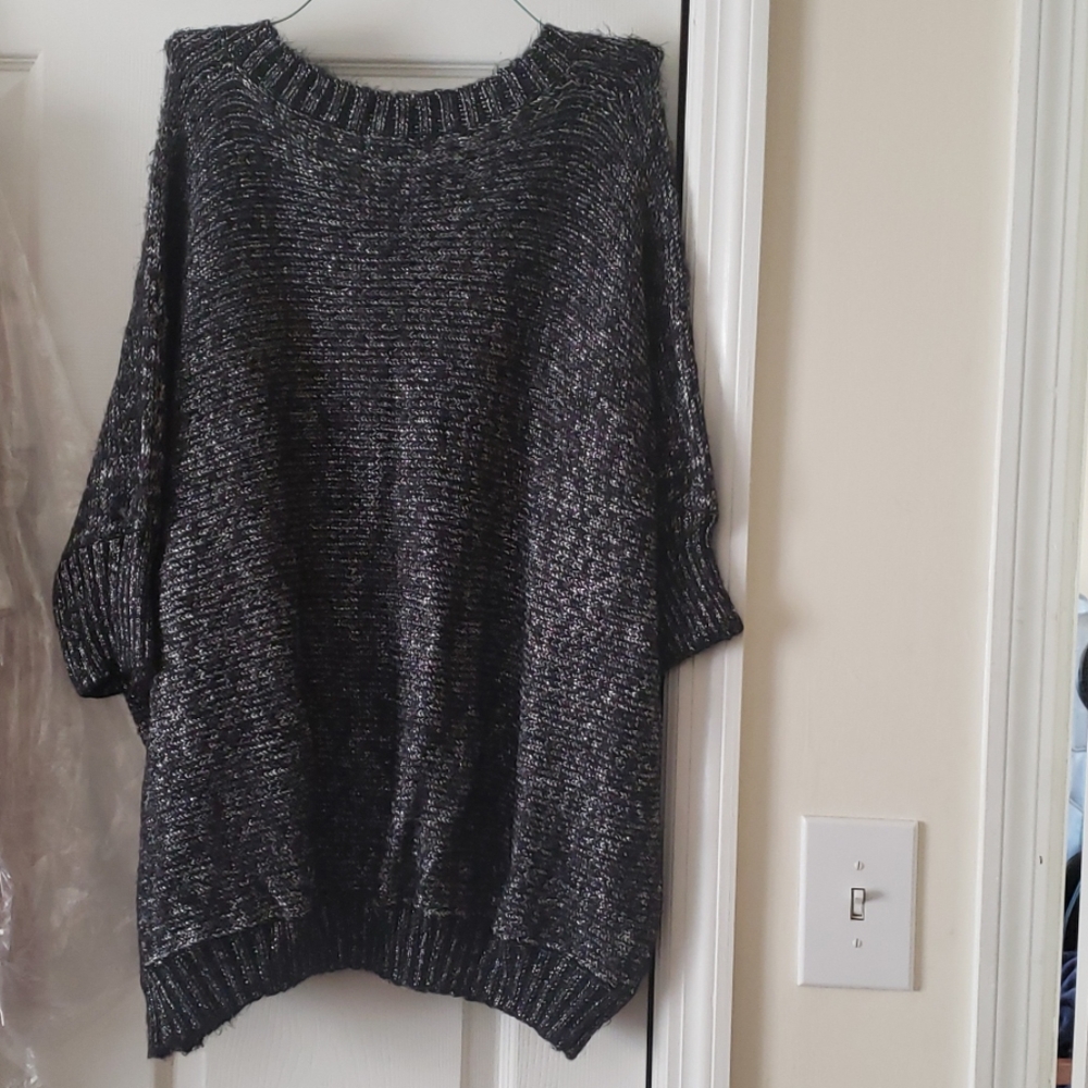 Sweater - Picture 2 of 2